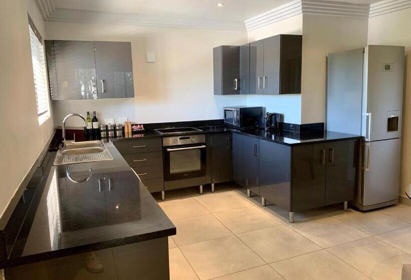 Apartamento Deluxe 1 Dormitório, Villa Moyal
