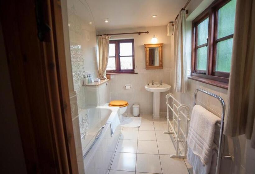 Дом 1 Спальня, Beeches Farmhouse Country Cottages & Rooms