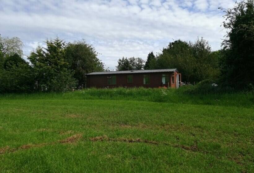 Апартаменты Deluxe 1 Спальня, Beeches Farmhouse Country Cottages & Rooms