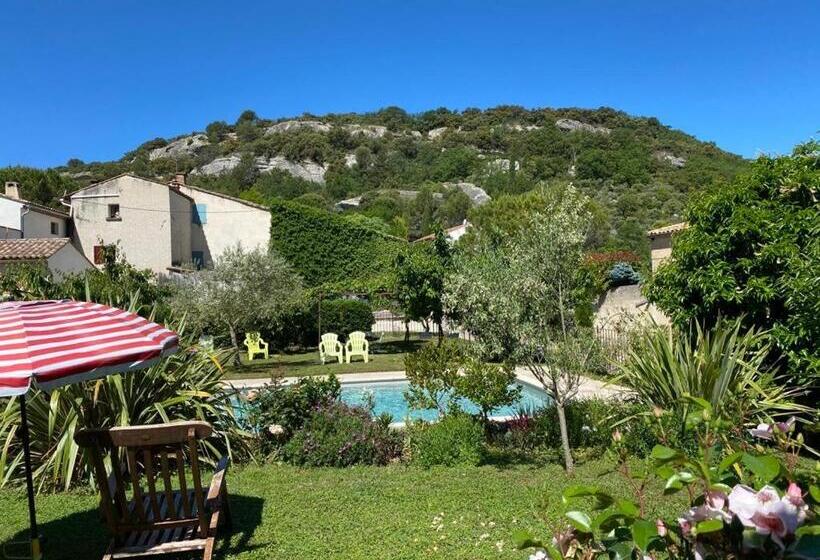 スタンダードルーム, Chambres D Hôtes Le Colombier