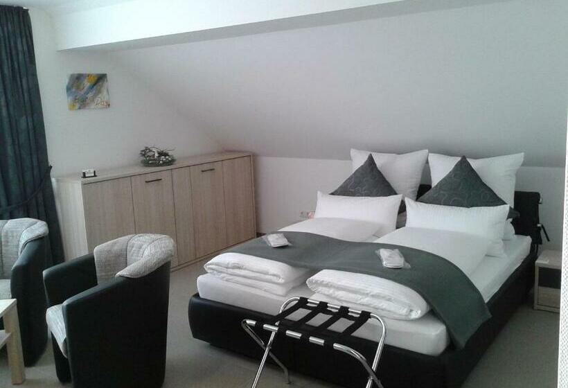 Трехместный Номер Классика, Dzt Schwarzwaldhotel Garni