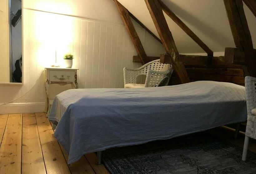 Quarto Estandar Individual, L Kungsängstorg