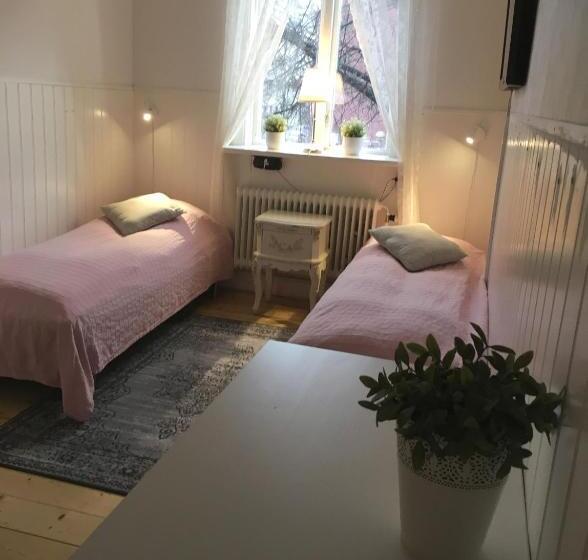 Quarto Estandar Banheiro Compartilhado, L Kungsängstorg