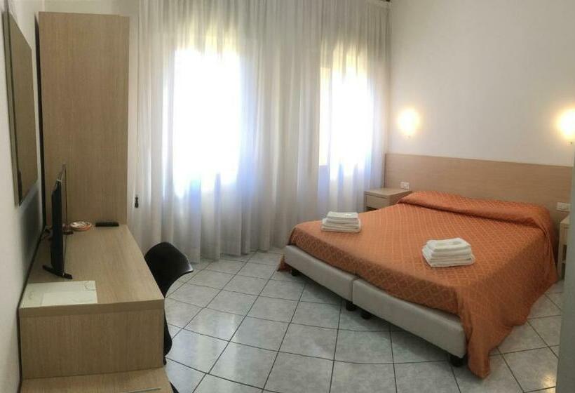 스탠다드 룸, Albergo La Posta Arezzo