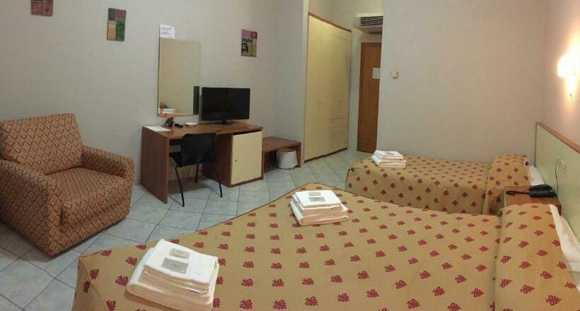 스탠다드 트리플 룸, Albergo La Posta Arezzo