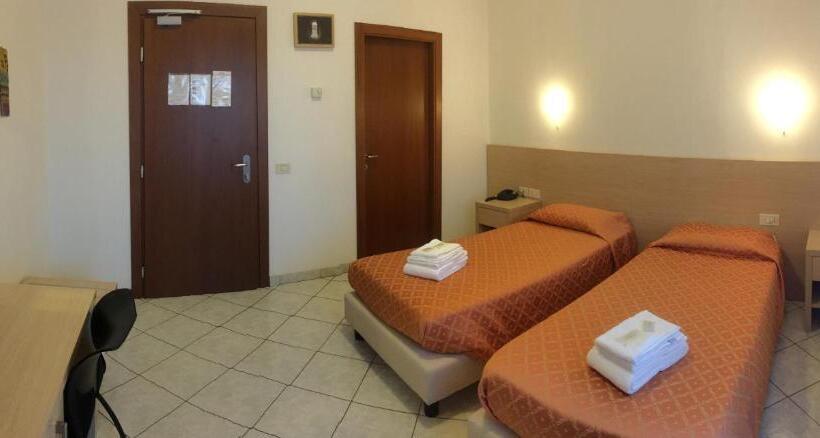 스탠다드 룸, Albergo La Posta Arezzo