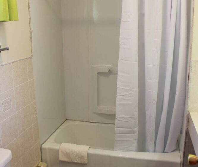Номер Стандарт 2 Двуспальные Кровати, Acadia Gateway Motel