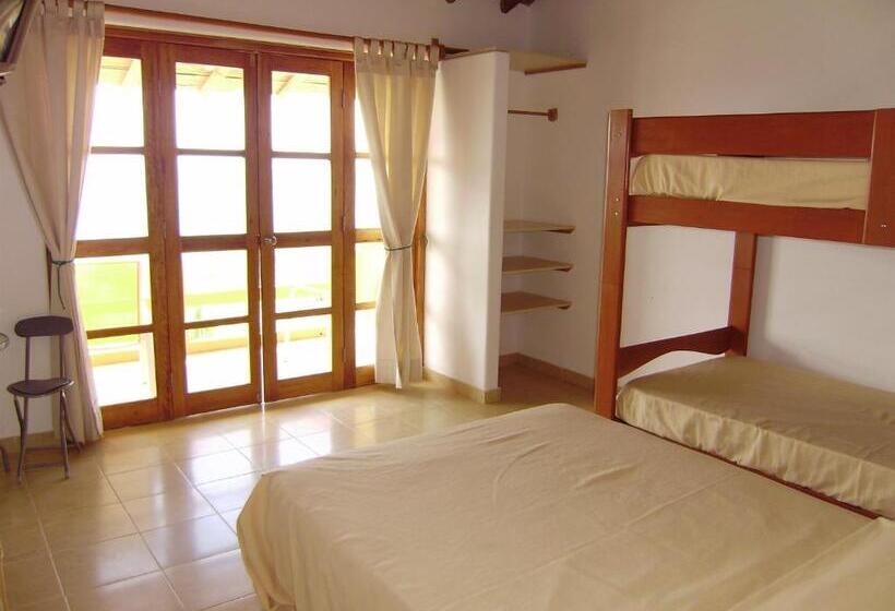 غرفة عائلية, El Gran Velero