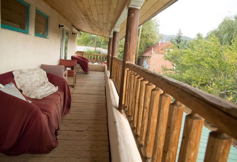 Студио Стандарт с Видом, Snowmansion Taos Adventure Lodge