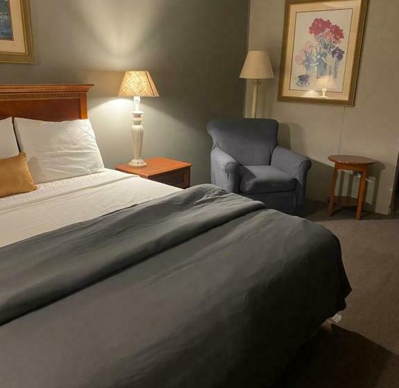 חדר סטנדרט עם מיטת קינג, Paxton Inn Motel