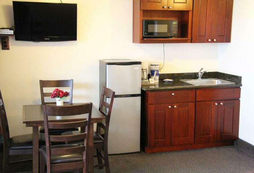 جناح جونيور, Sunset Surf Motel