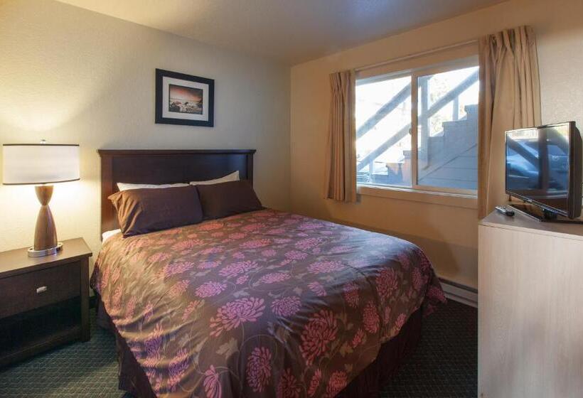 جناح عائلي, Sunset Surf Motel