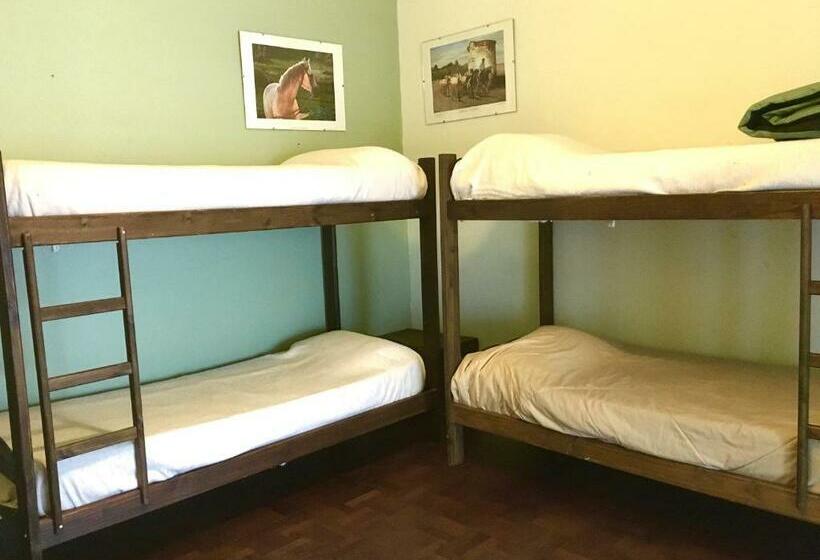 Семейный Номер, Areco Hospedaje
