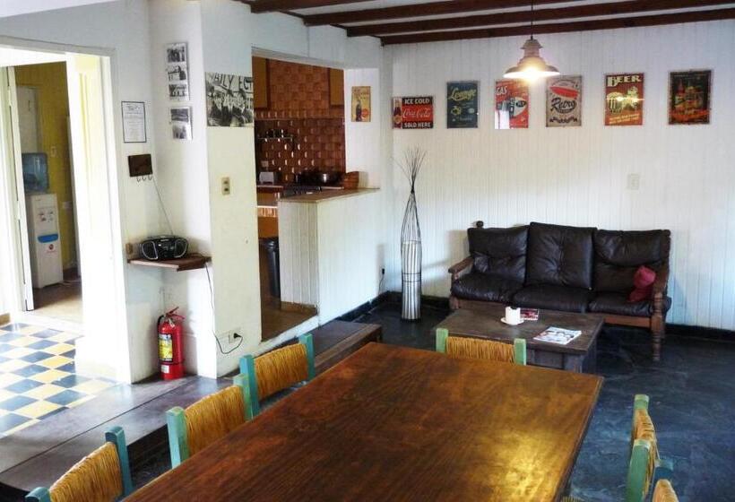 Дом 3 Спальни, Areco Hospedaje
