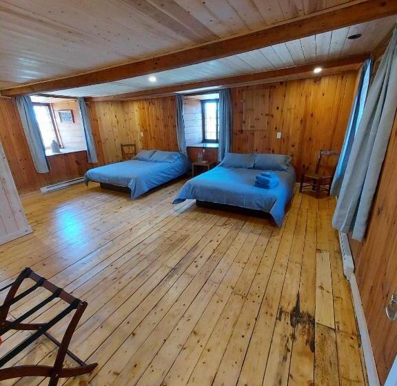 Номер Deluxe, Auberge Le P Tit Bonheur   Hostel