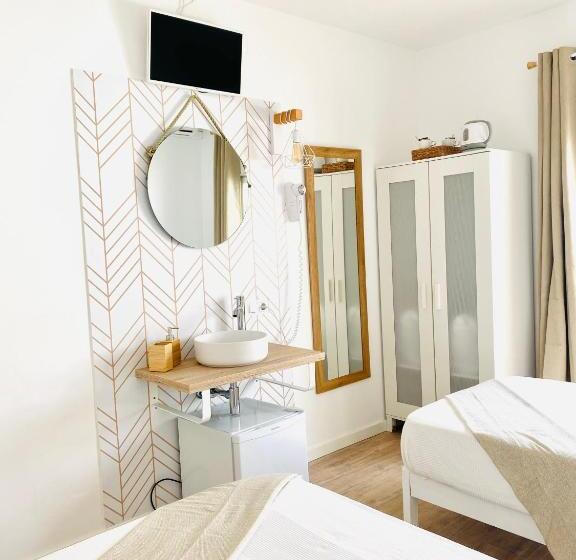 اتاق استاندارد با سرویس بهداشتی مشترک, La Bartola Guesthouse