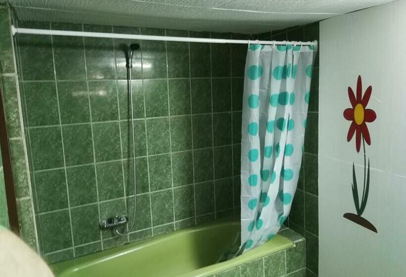 اتاق استاندارد, Reben Haus