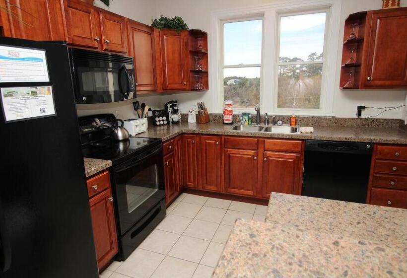 Апартаменты Premium 3 Спальни, Hamilton Cay At Bermuda Bay By Kees Vacations