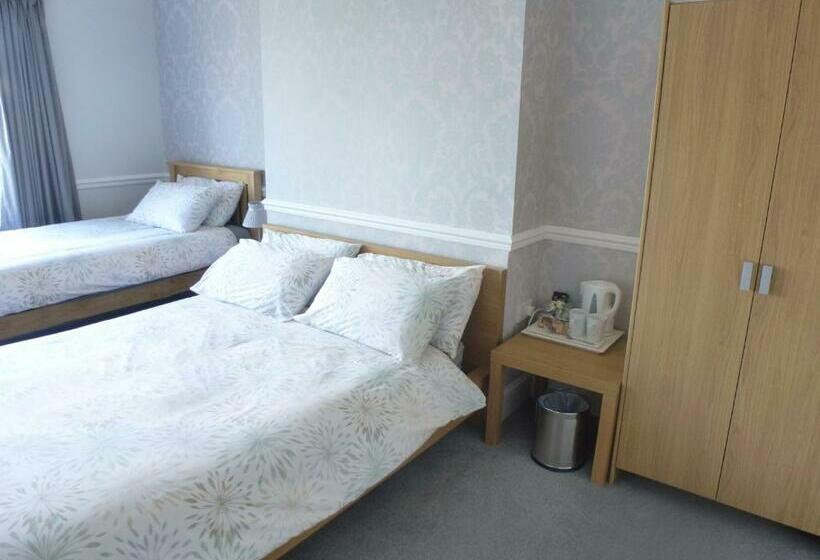 Quarto Familiar, Orrell Park