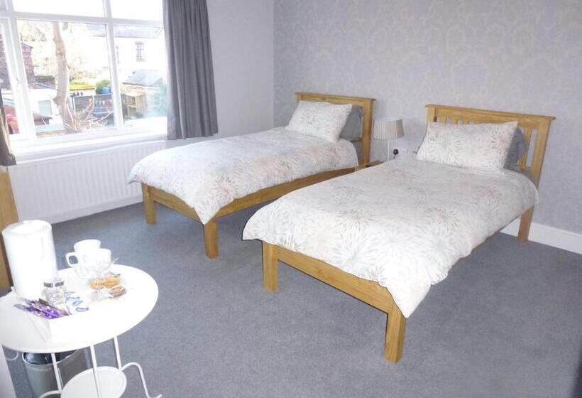 Quarto Estandar, Orrell Park