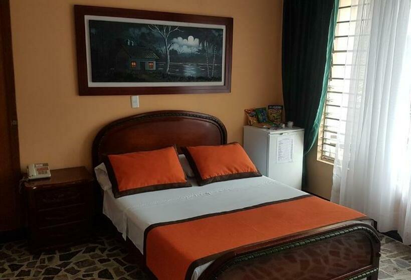 Quarto Estandar com Sacada, Tequendama