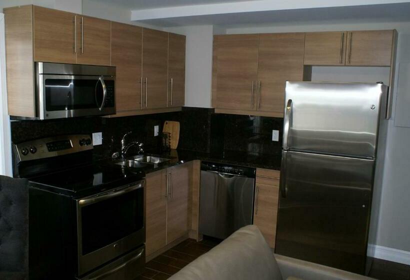 Люкс, Western Hotel & Executive Suites