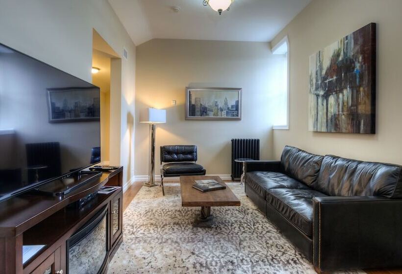 Люкс, Western Hotel & Executive Suites