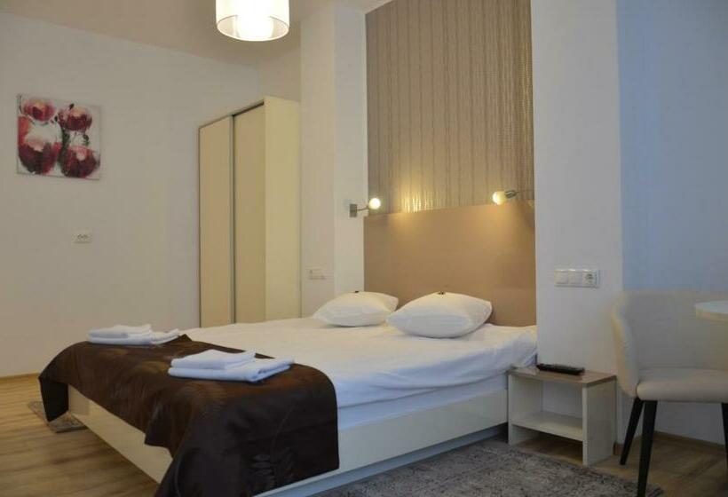 Escritório Estándar, Aparthotel Zorilor