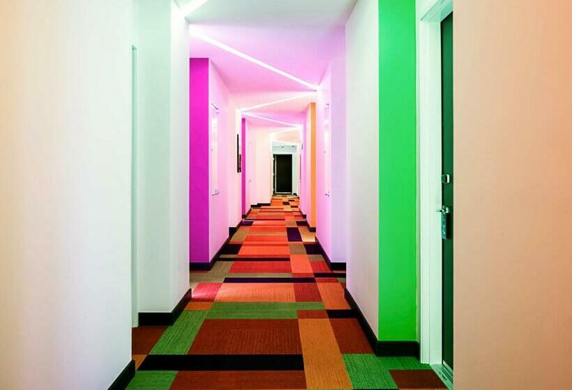Люкс, Ibis Styles Mexico Reforma