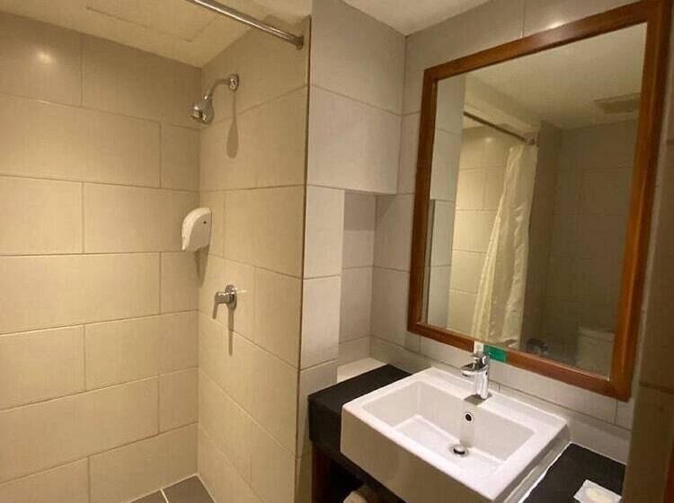 Номер Стандарт Трехместный, Swissbelexpress Kuta Legian