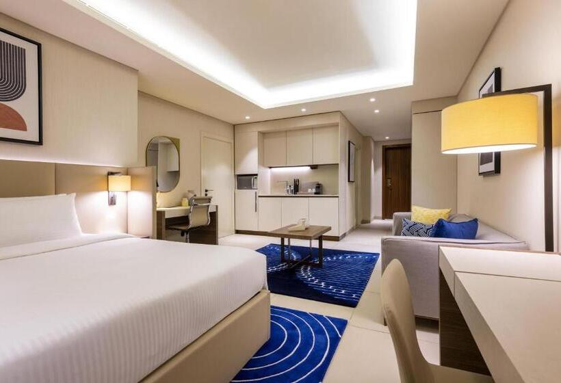 带城市景观的套间, Voco Doha West Bay Suites, An Ihg