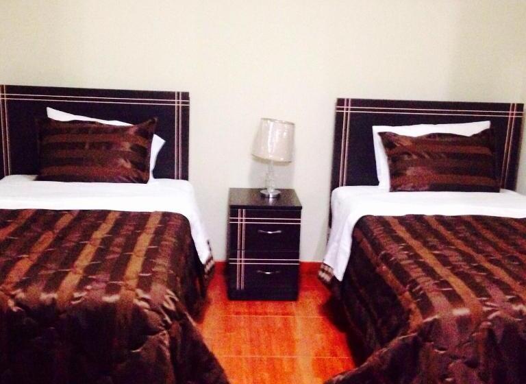 اتاق استاندارد با سرویس بهداشتی مشترک, B&b Cusing Wasi