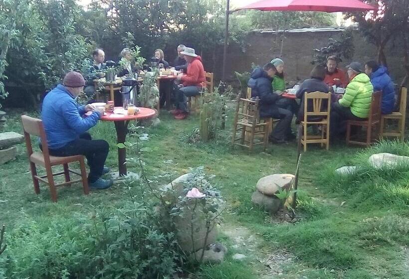 اتاق استاندارد یک نفره, Hostal Casa Del Montanista