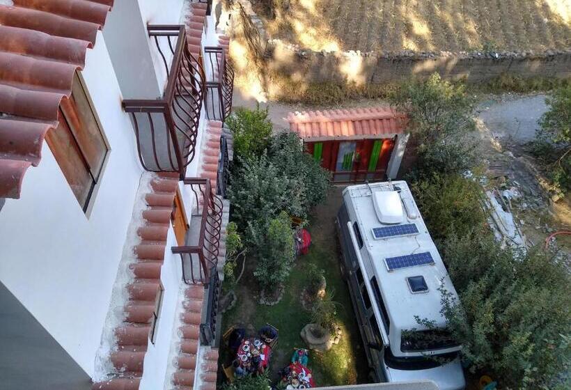 اتاق استاندارد سه نفره, Hostal Casa Del Montanista