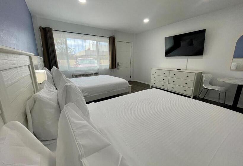 スーペリアールーム, Budget Inn