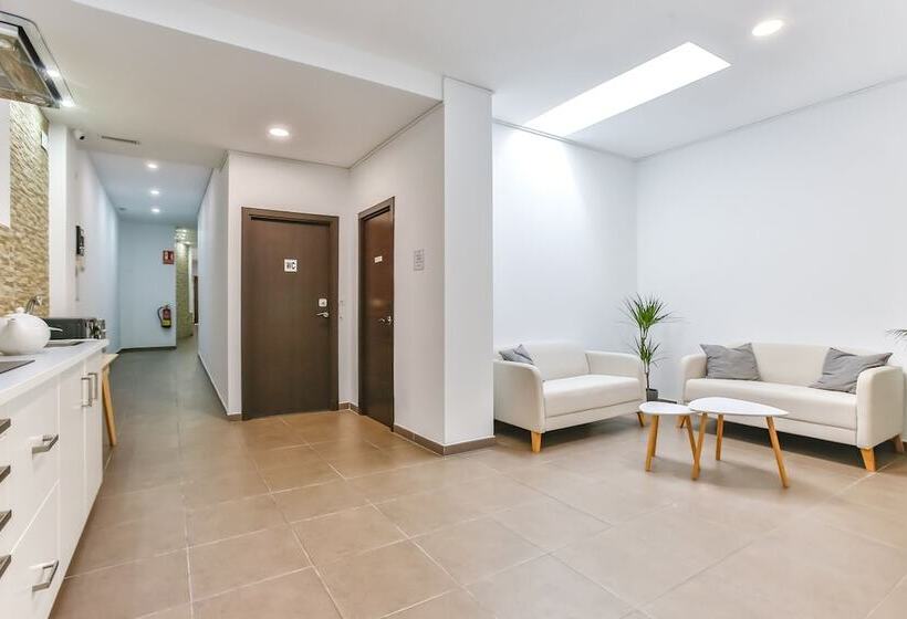 Номер Стандарт, Laramond Barcelona Rooms