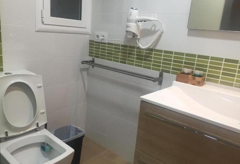 Четырехместный Номер Стандарт, Laramond Barcelona Rooms