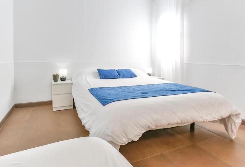 Четырехместный Номер Стандарт, Laramond Barcelona Rooms