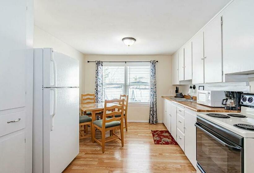 جناح ديلوكس, Suites Of Lava Hot Springs