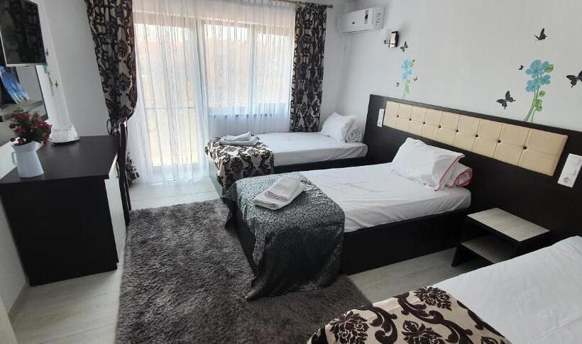 اتاق استاندارد سه تخته با بالکن, Motel Didona B