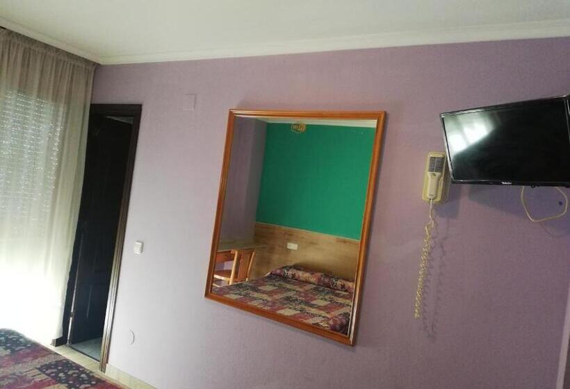 Standard Szoba, Alojamientos Albor I