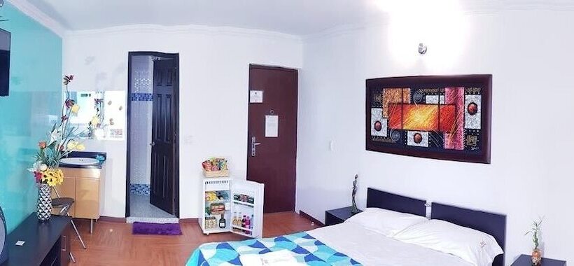 家庭间, Barcelona Chinauta