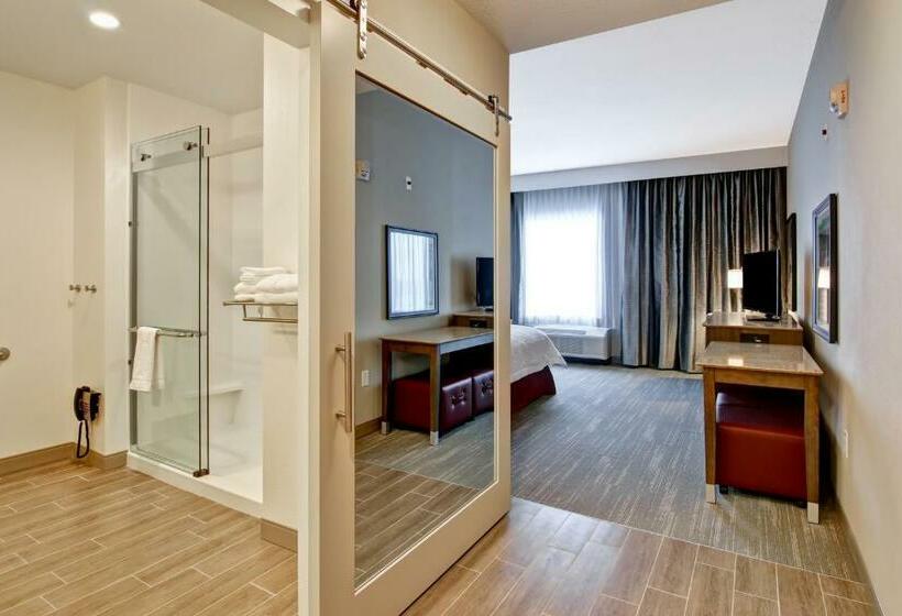 Стандартный Номер Кровать Кинг, Hampton Inn & Suites By Hilton Grande Prairie