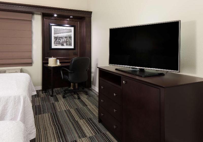 חדר סטנדרט, Hampton Inn & Suites By Hilton Grande Prairie