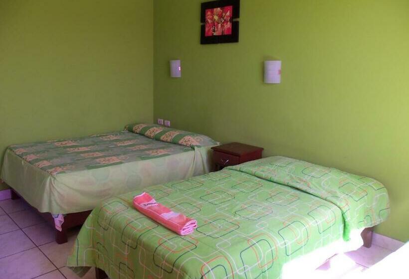 스탠다드 룸, Hostal Boulevard