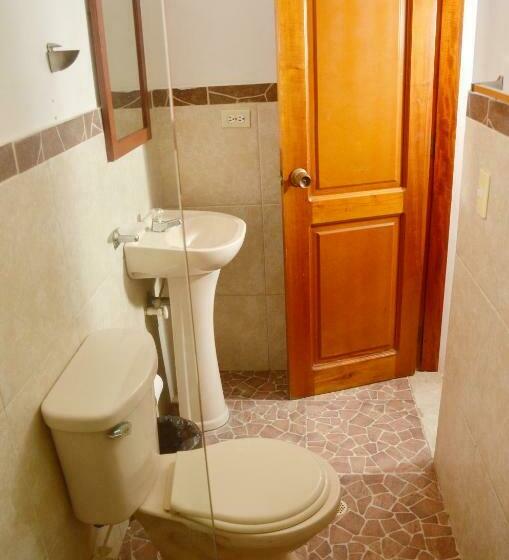 اتاق استاندارد چهار تخته, Plaza Ventura
