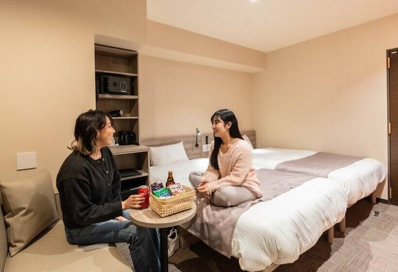 Номер Комфорт, Sanrriott Shinsaibashi