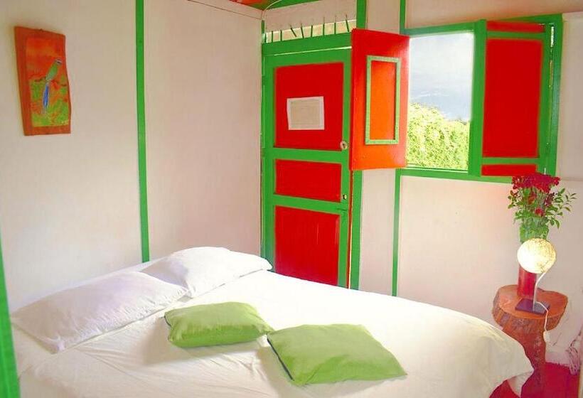Хижина, Hostal Estrella De Agua