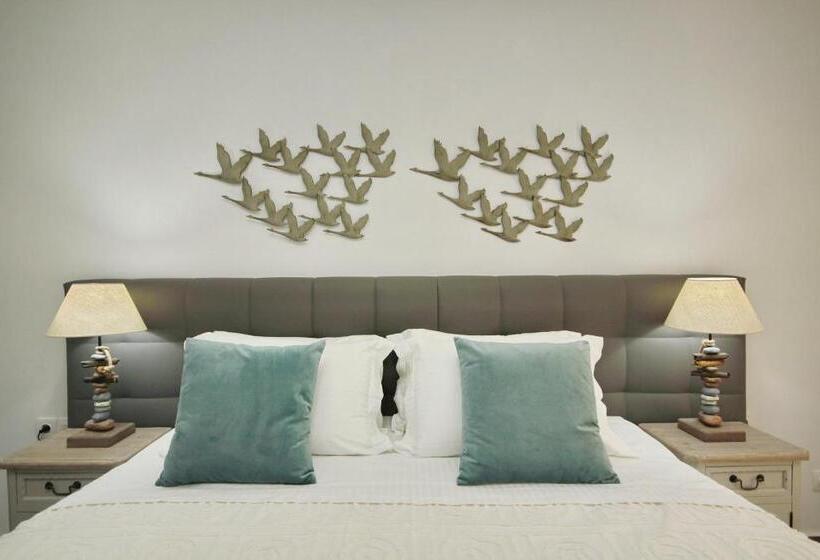اتاق لوکس, Aloe Luxury Apartments & Suites