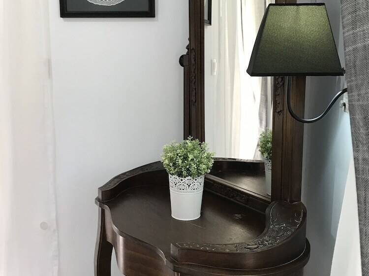 اتاق لوکس, Aloe Luxury Apartments & Suites